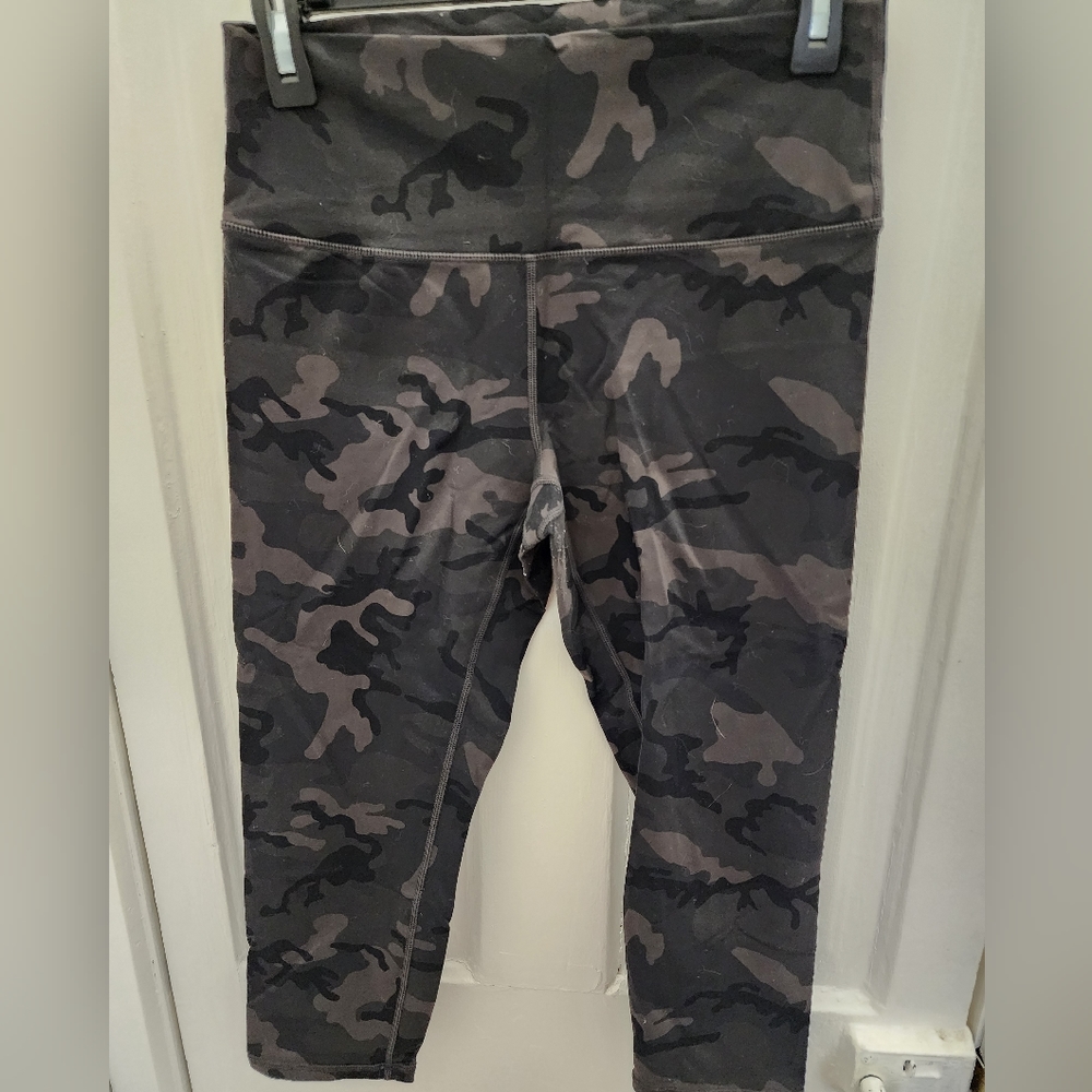 Camo Zyia Leggings